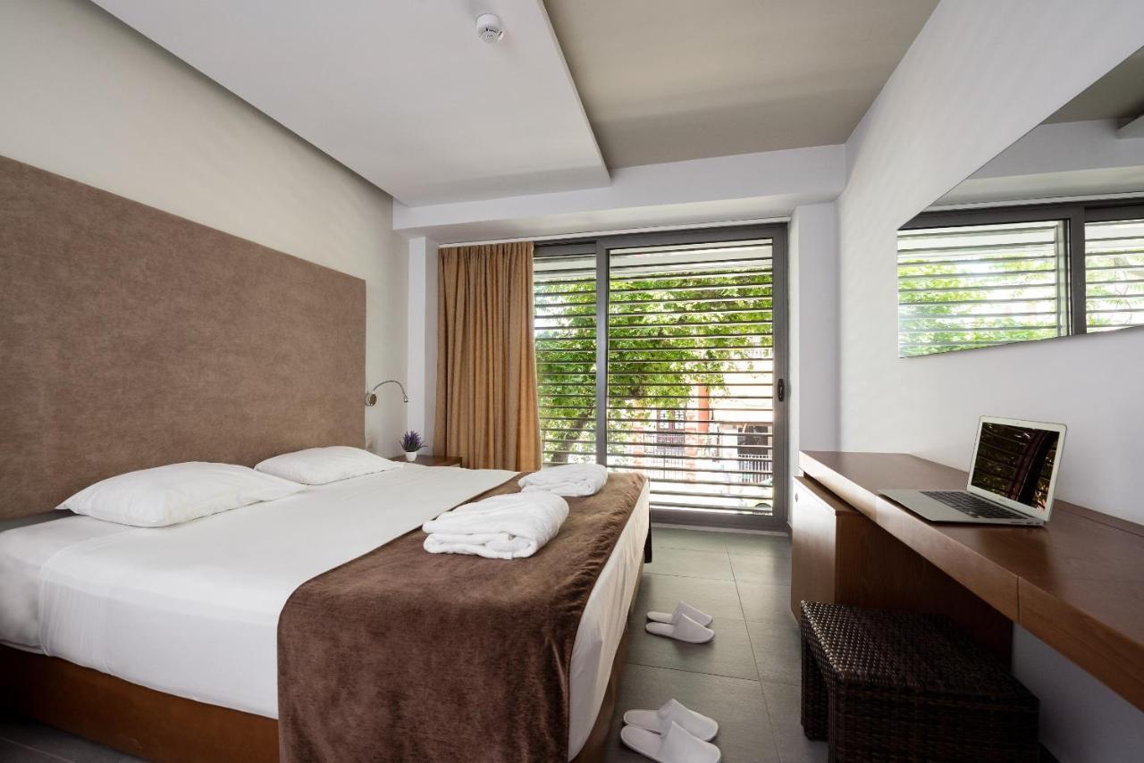 Oktober Downtown Boutique Hotel Rhodes City Ngoại thất bức ảnh