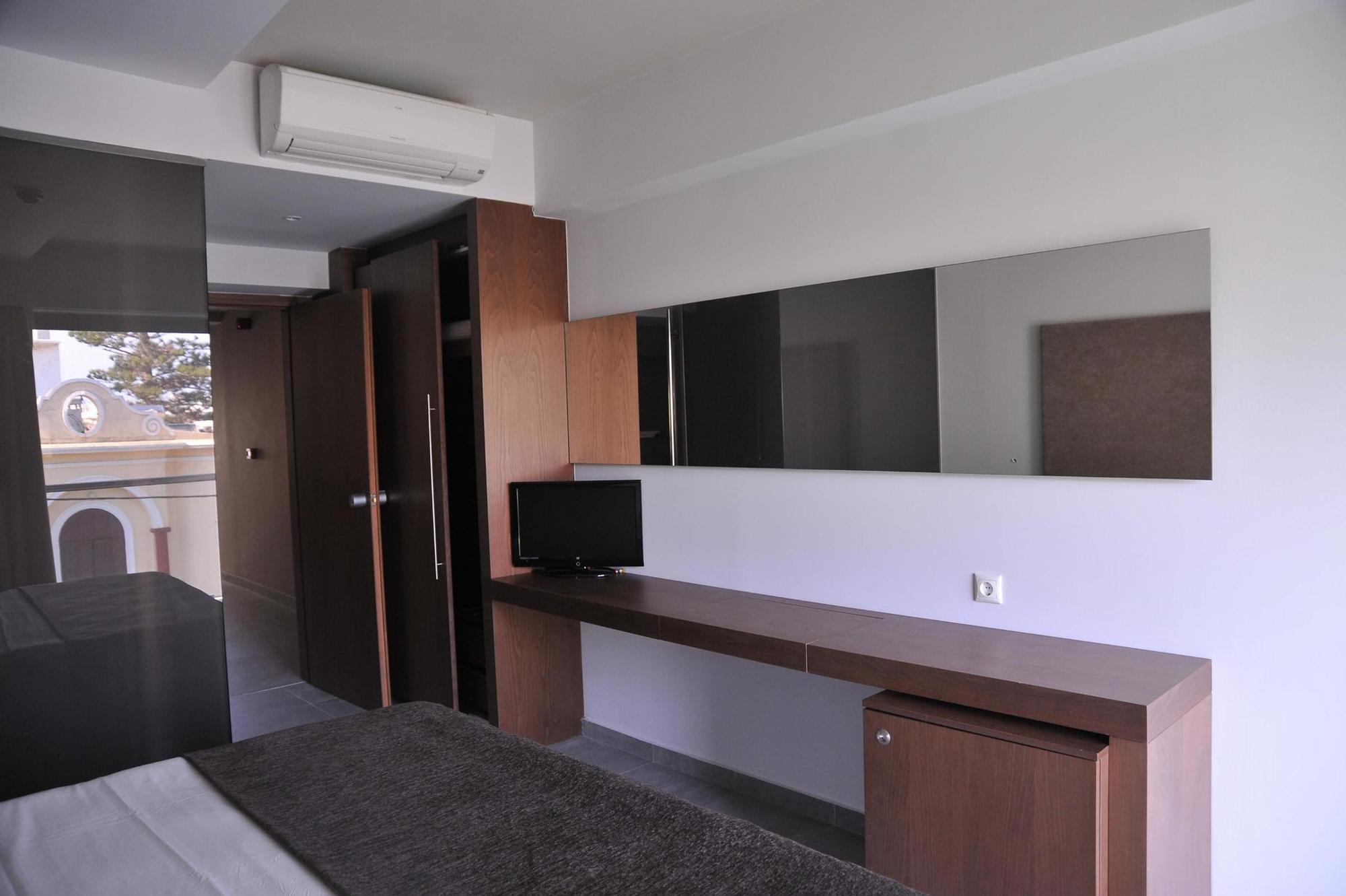 Oktober Downtown Boutique Hotel Rhodes City Ngoại thất bức ảnh