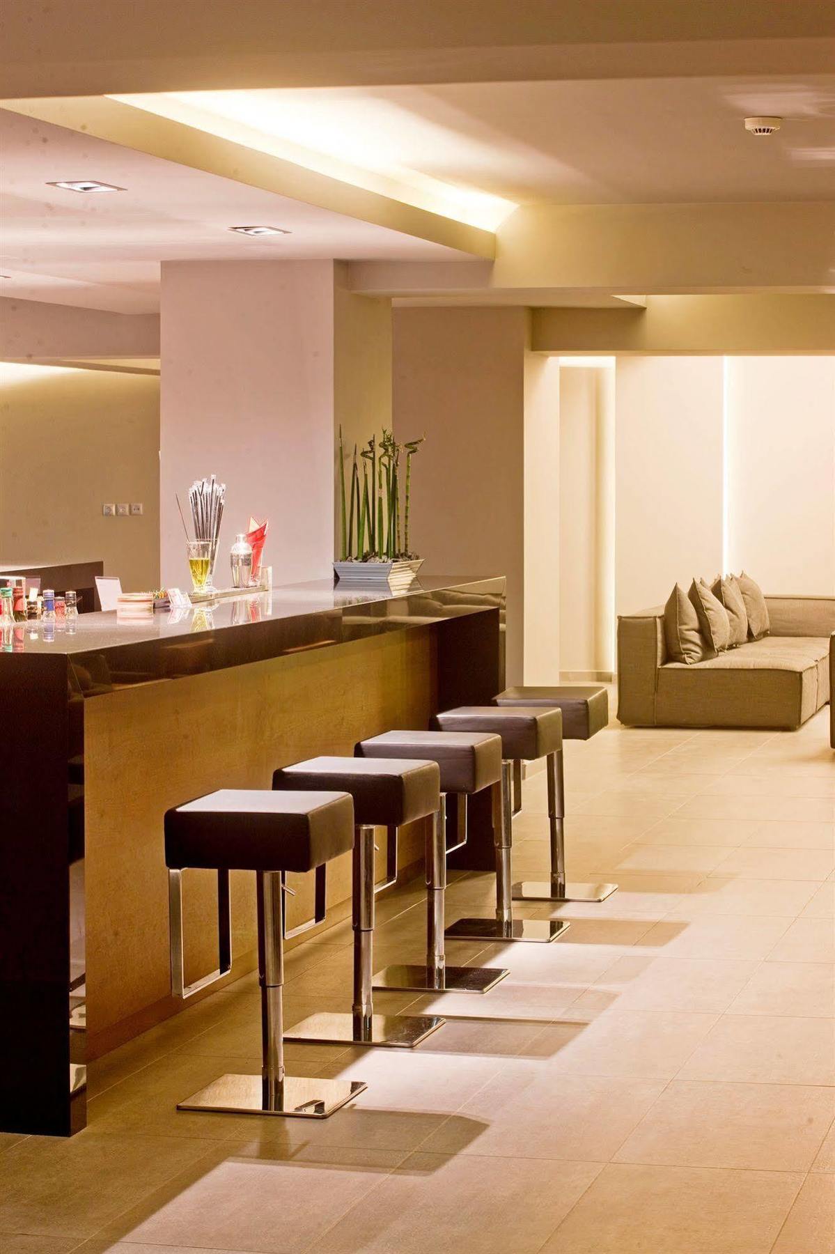 Oktober Downtown Boutique Hotel Rhodes City Ngoại thất bức ảnh