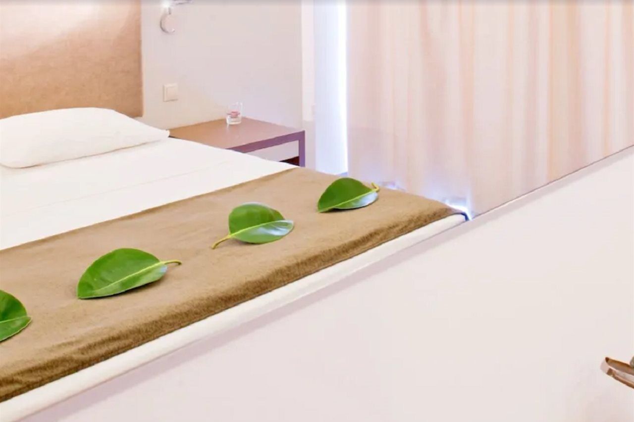 Oktober Downtown Boutique Hotel Rhodes City Ngoại thất bức ảnh